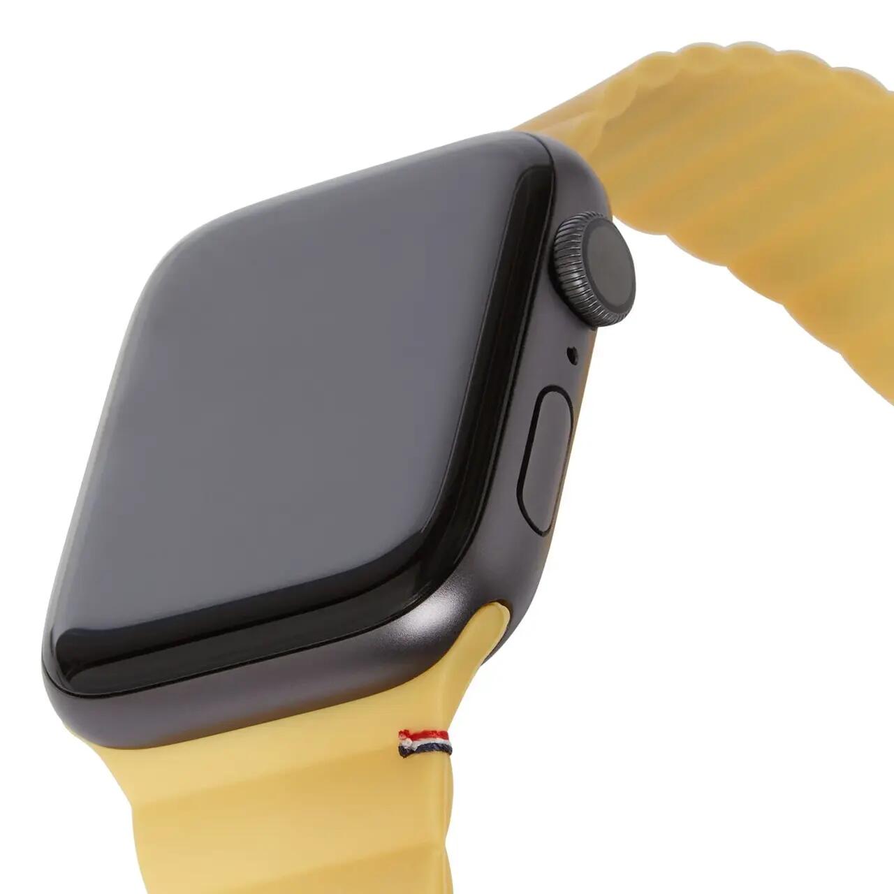 Silicone Magnet Traction Strap Lite for AppleWatch 45/44/42 mm Gen 1-7 - SE Sweet Corn