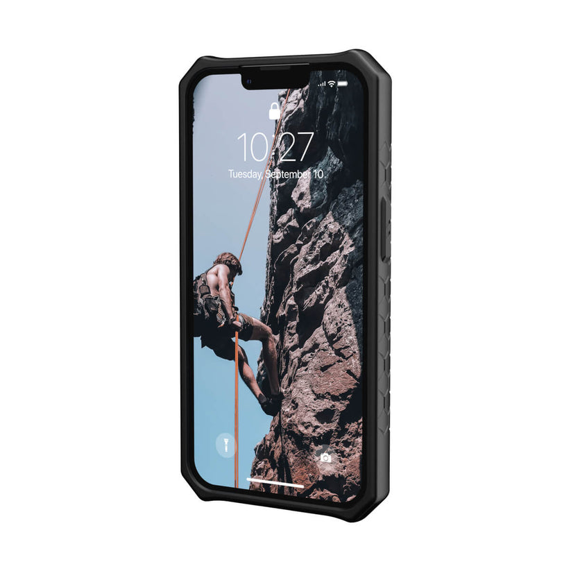 UAG Monarch, black - iPhone 13