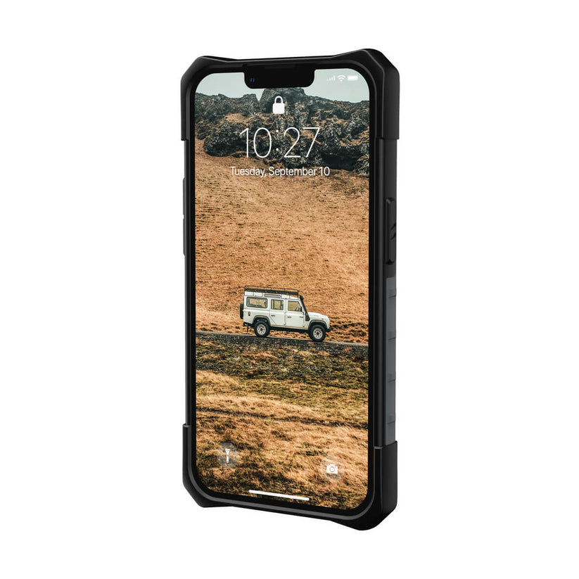 UAG Pathfinder, silver - iPhone 13