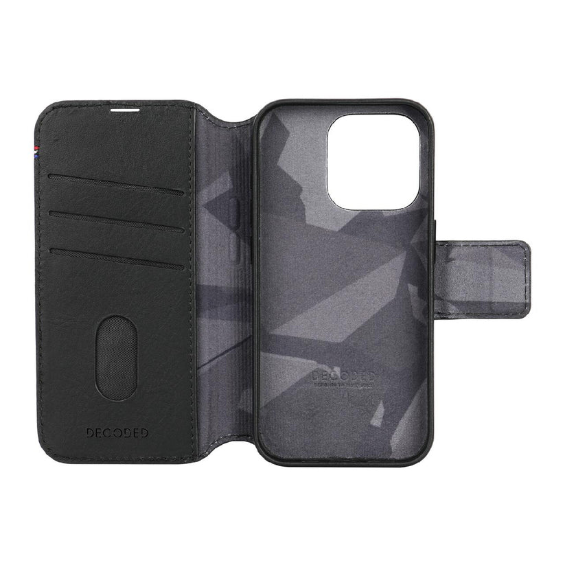DECODED Leather Detachable Wallet for iPhone 15 Pro