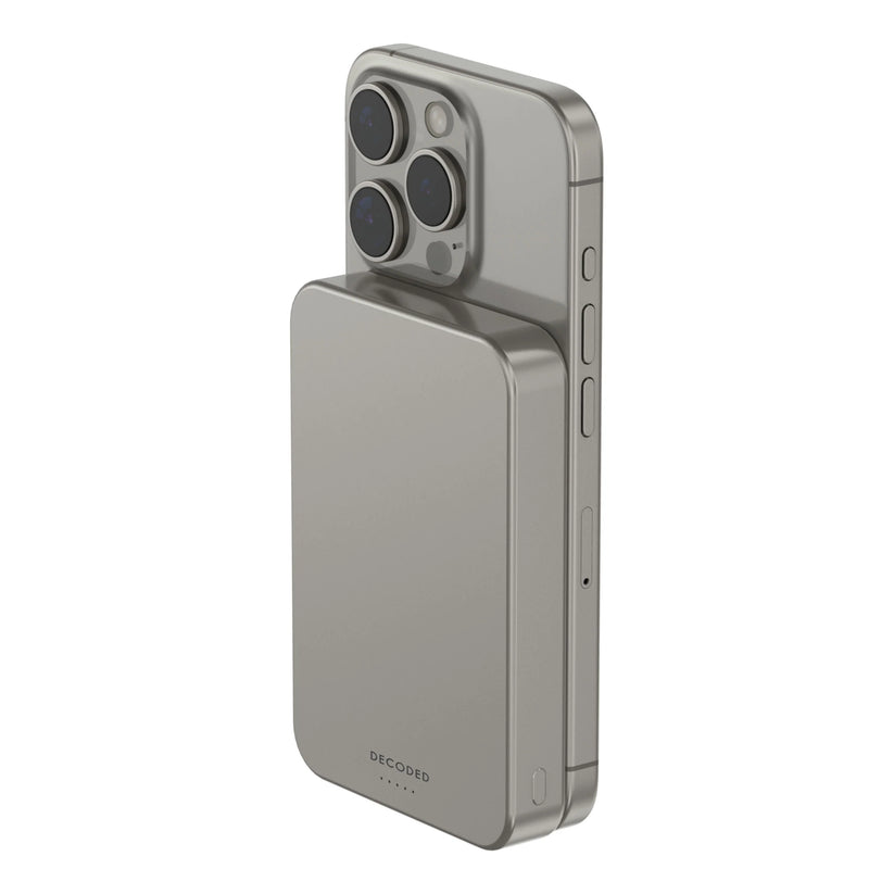 Decoded Ultra Slim Qi2 Wireless Powerbank 10.000 MaH - Titanium - iSTYLE.mk