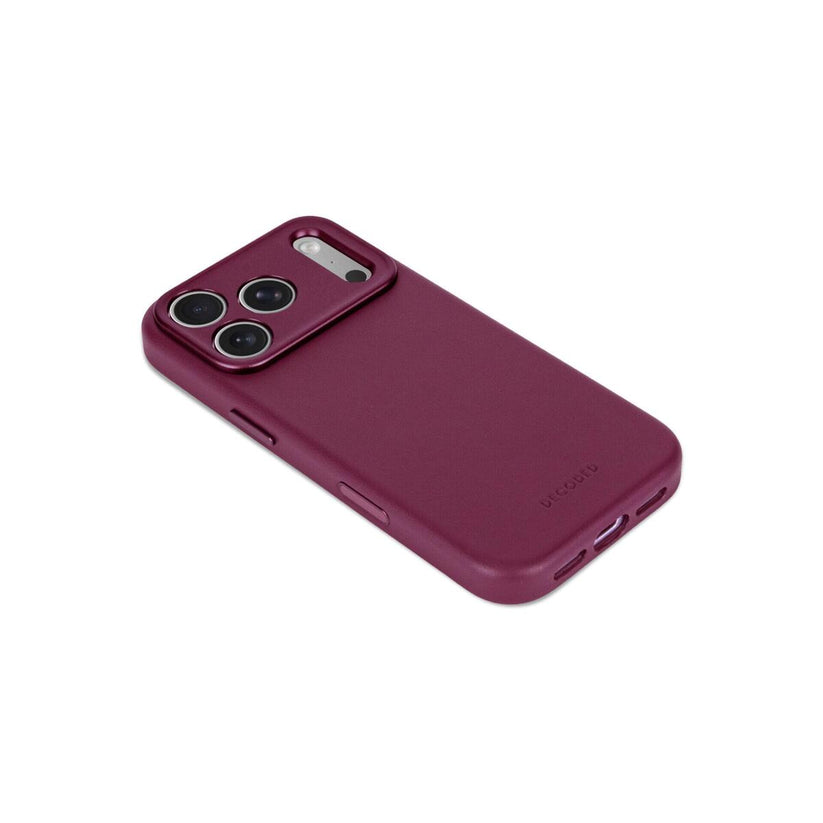 DECODED Кожна футрола за iPhone 18 Pro | Aubergine