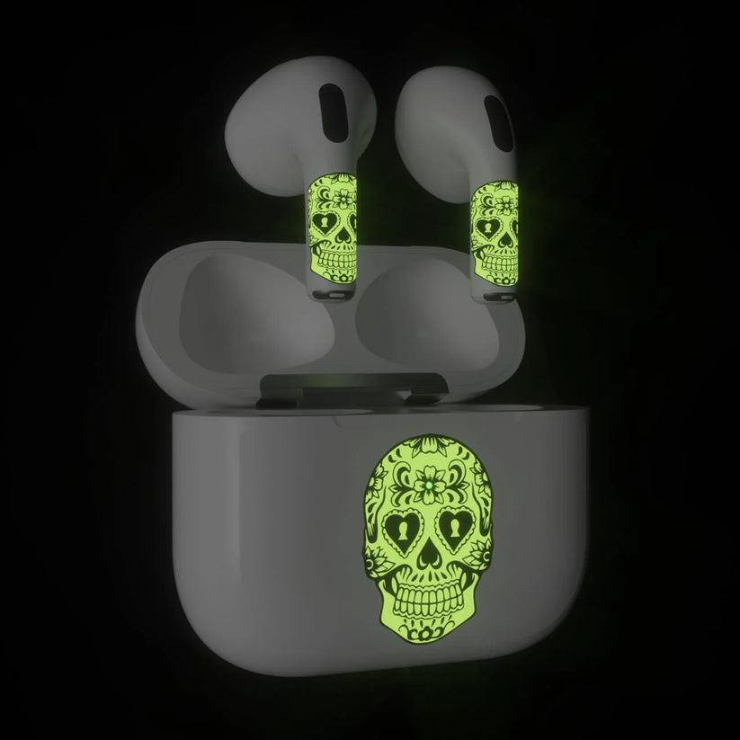 Skin NEXT ONE pentru AirPods 3rd Gen. - Craniu fosforescent