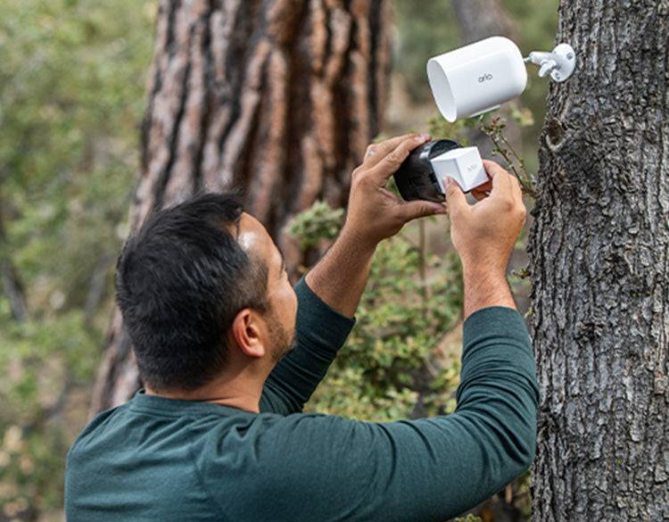 Arlo Go 2 3G/4G SIM Outdoor Security Camera - White