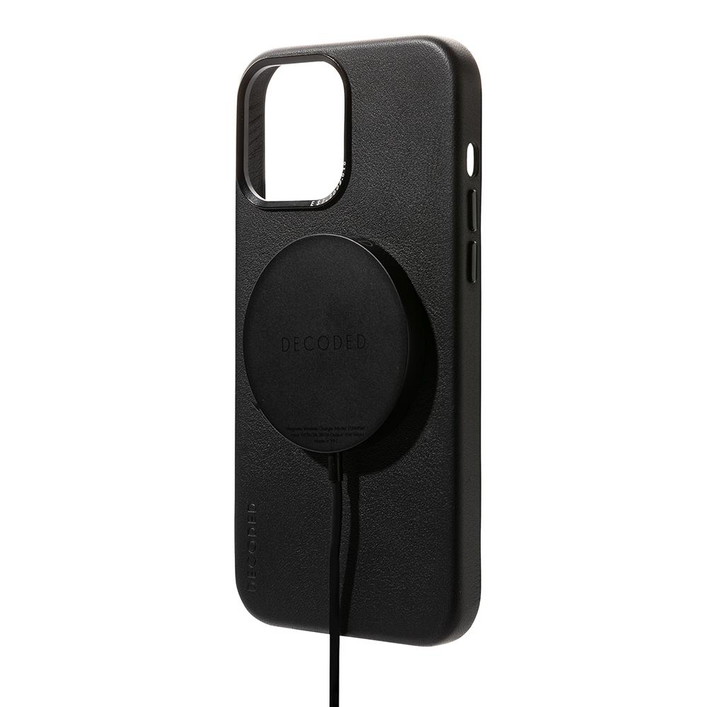 Decoded MagSafe BackCover, black - iPhone 13