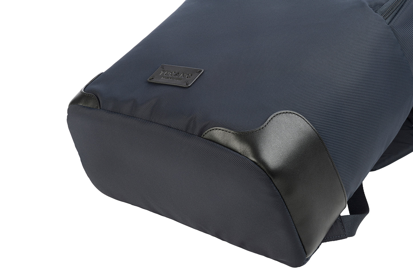 Rucsac Tucano cu elemente de piele, 16", Bleumarin/Negru