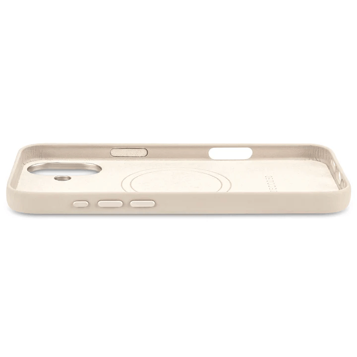 "DECODED Leather Backcover for iPhone 16 Plus"
