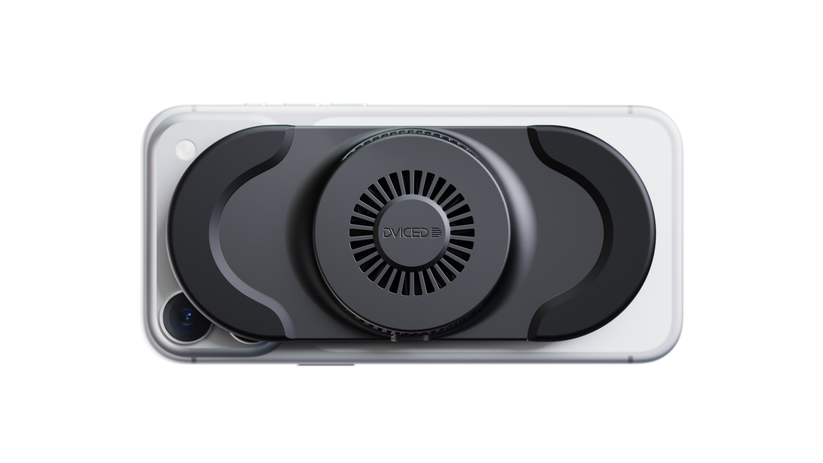 Dviced AERON Qi2.2 charger and active cooler for gaming - iSTYLE.mk