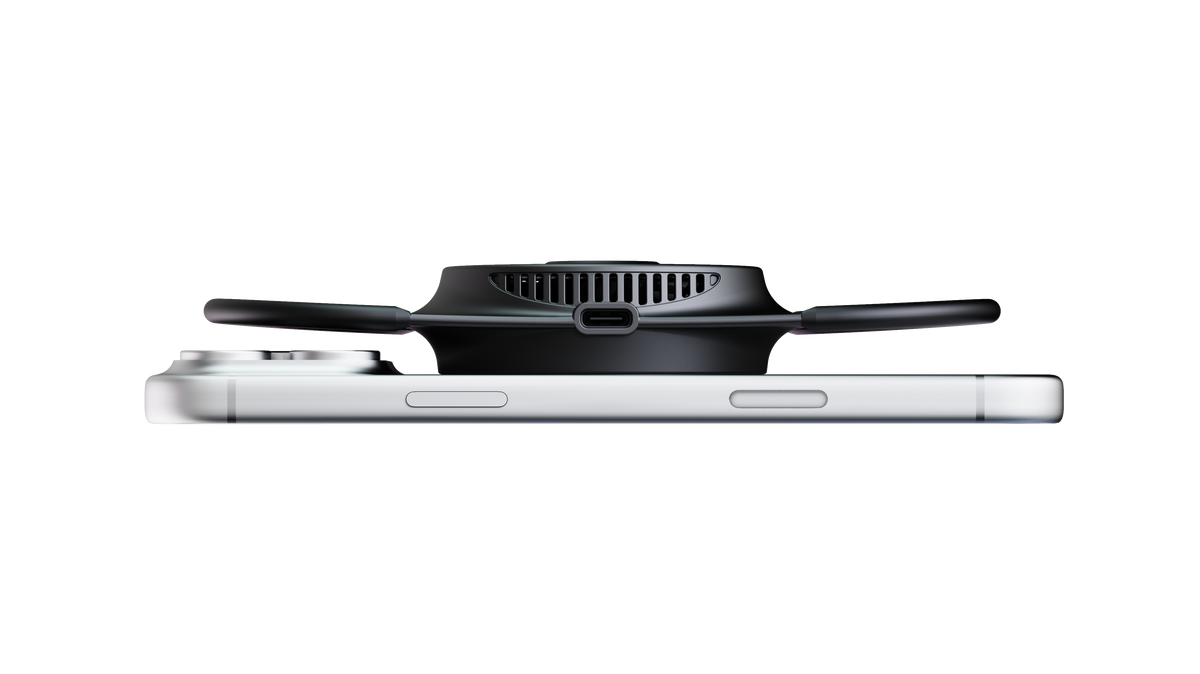 Dviced AERON Qi2.2 charger and active cooler for gaming - iSTYLE.mk