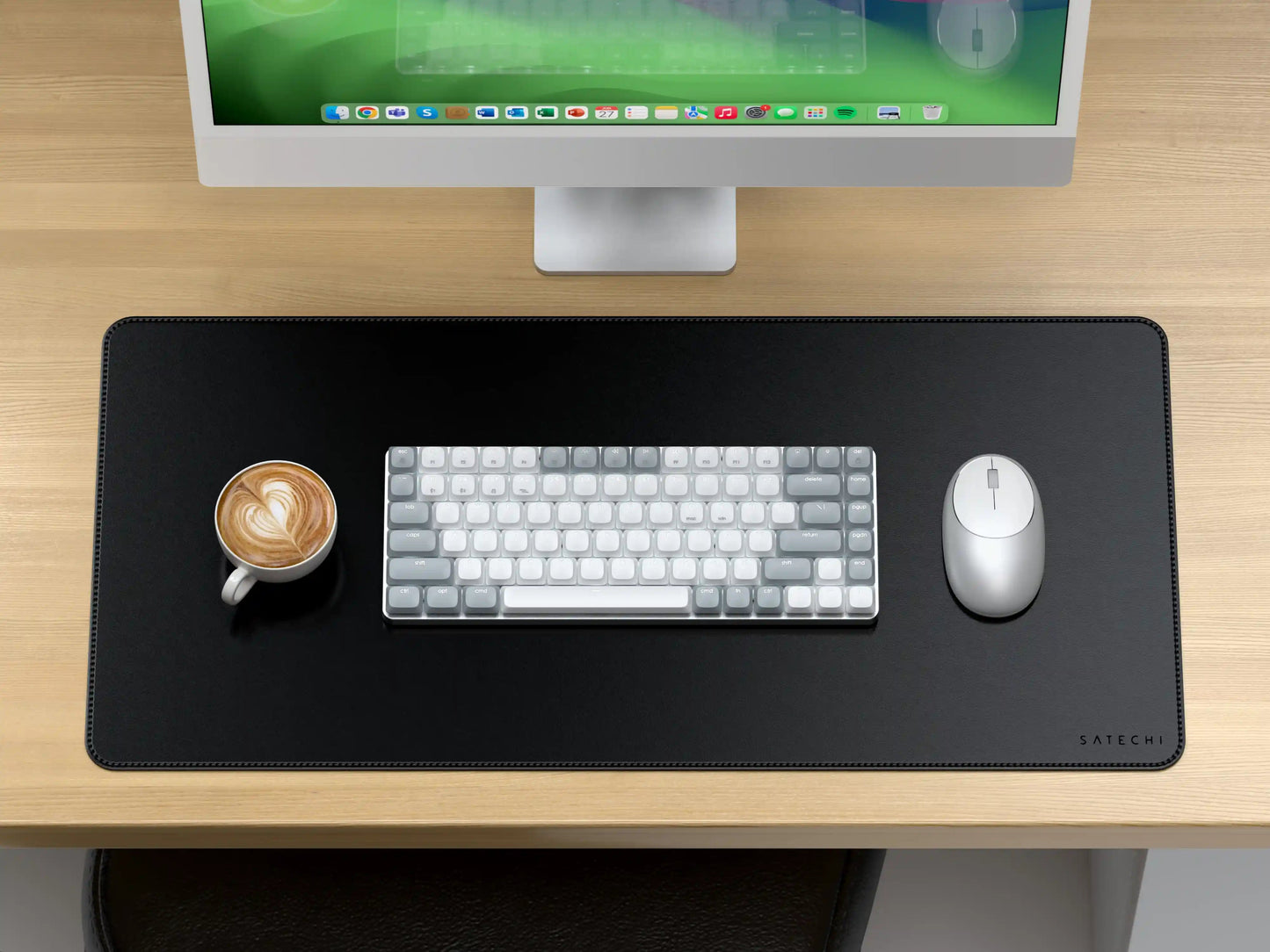 Satechi Vegan-Leather Premium Desk Mat - Black